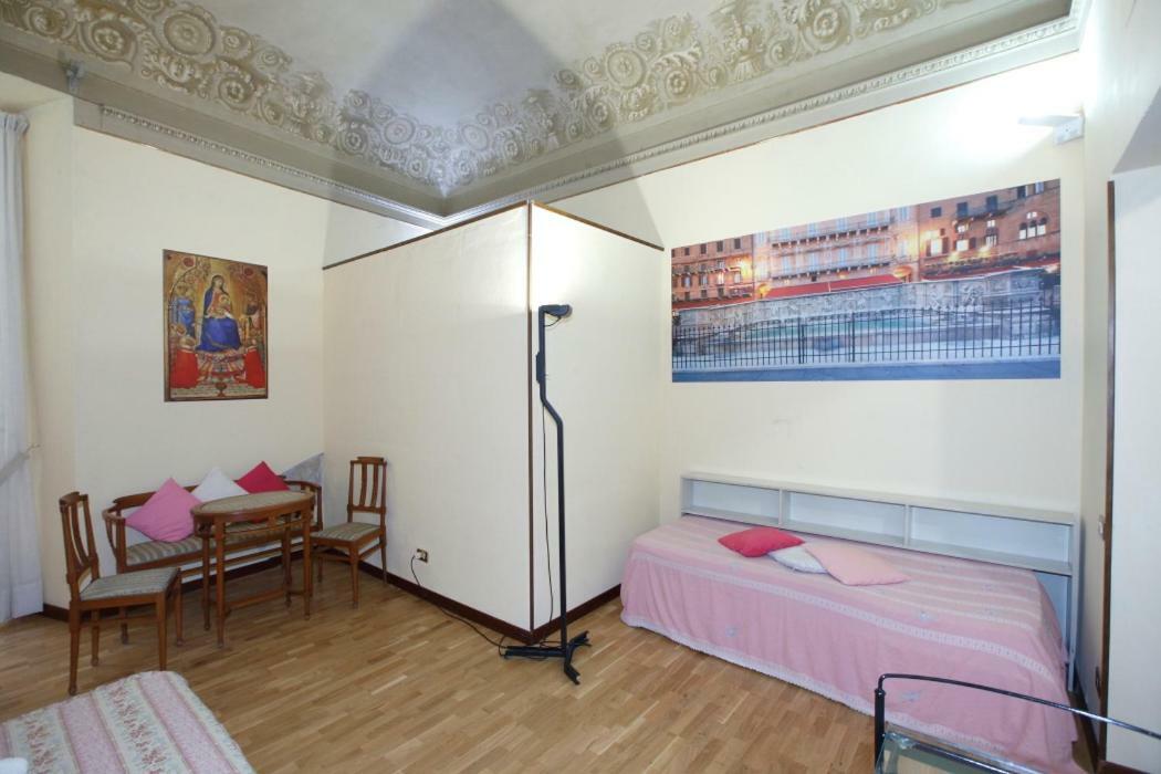 Residenza D'Epoca Montanini Bed & Breakfast Siena Ngoại thất bức ảnh